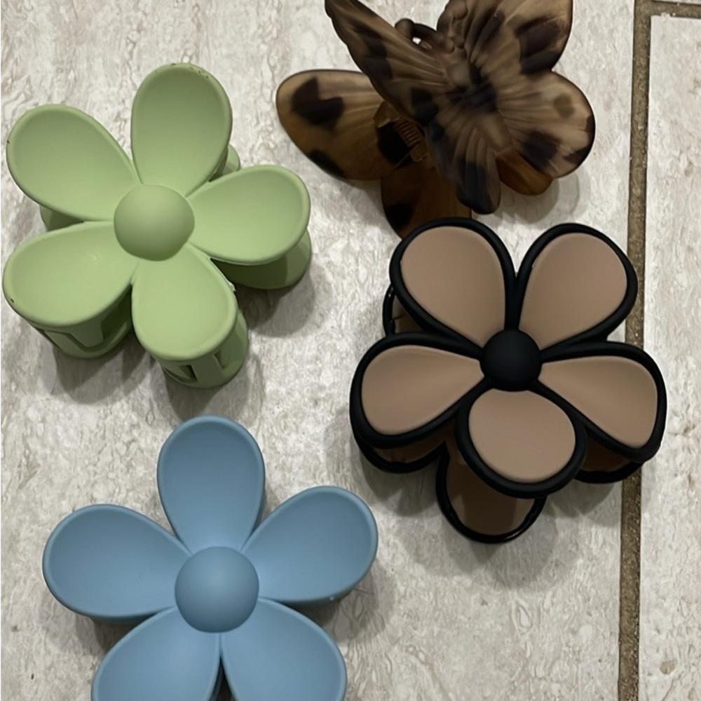 Floral Hair Clip Set - Green, Blue, Brown, Black
